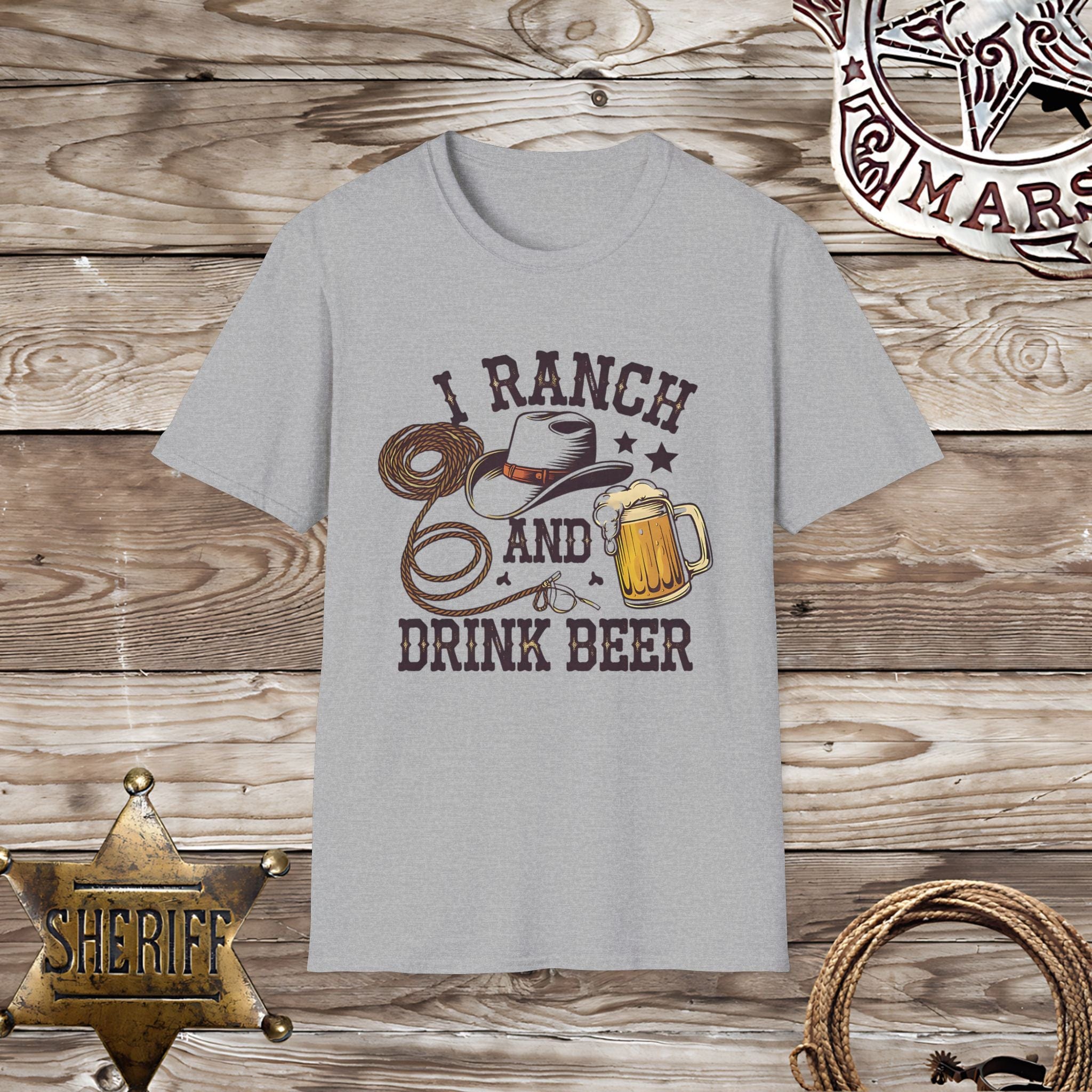 I Ranch and Drink Beer-T-Shirt